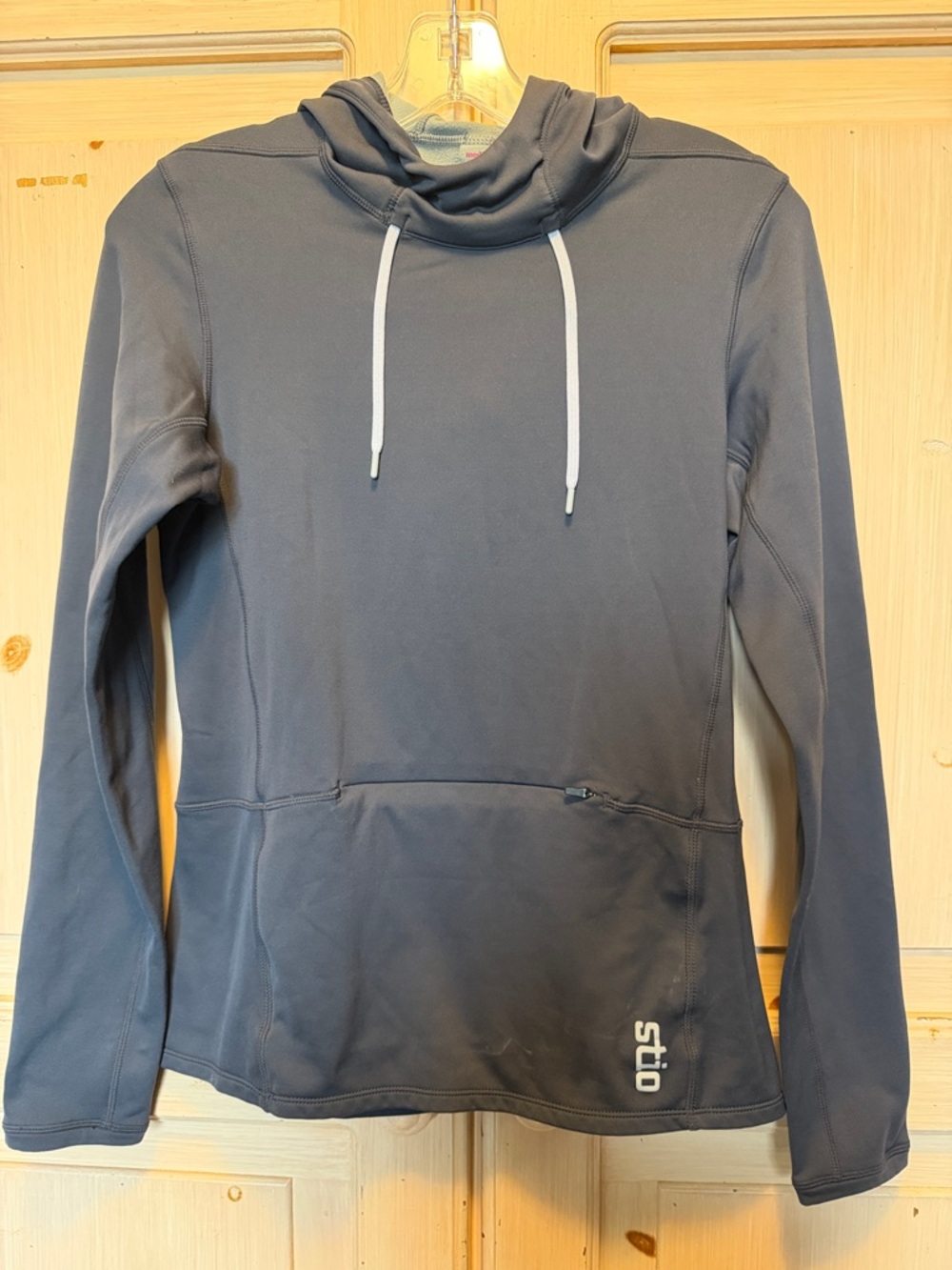 Stio Women's Hooded Coverup in Slate Blue